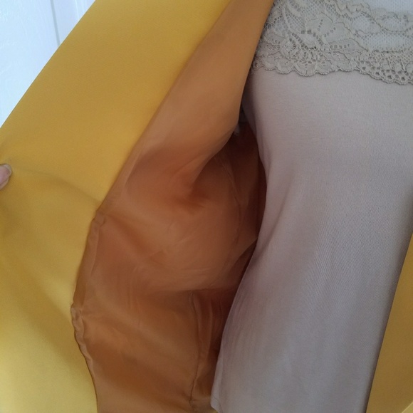 🌺 Boho Mustard color blazer - Picture 3 of 5